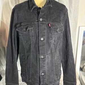 Vintage Levi’s Jean jacket for men size Large